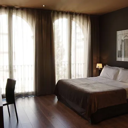 ホテル Nord 1901 ジローナ